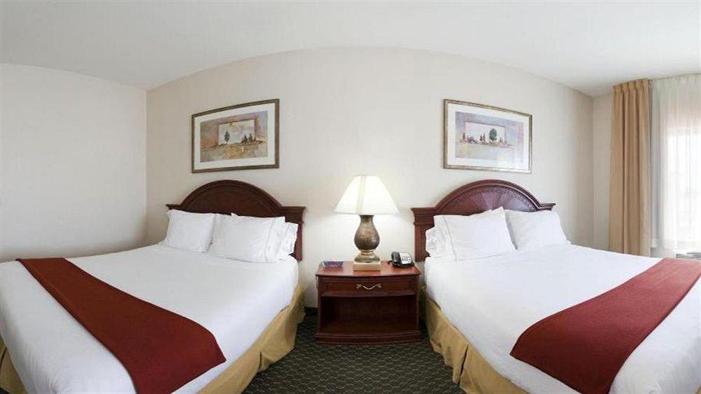 Hotel Express Vegas Stadium Area By Ihg